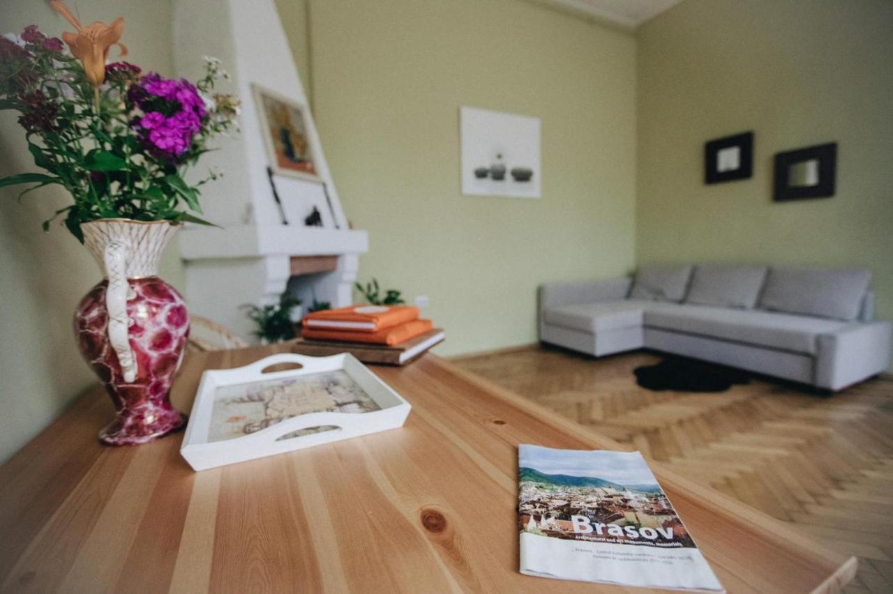 Love Nest Брашов Экстерьер фото